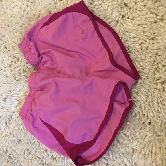 Nike running shorts - Picture 4 of 4